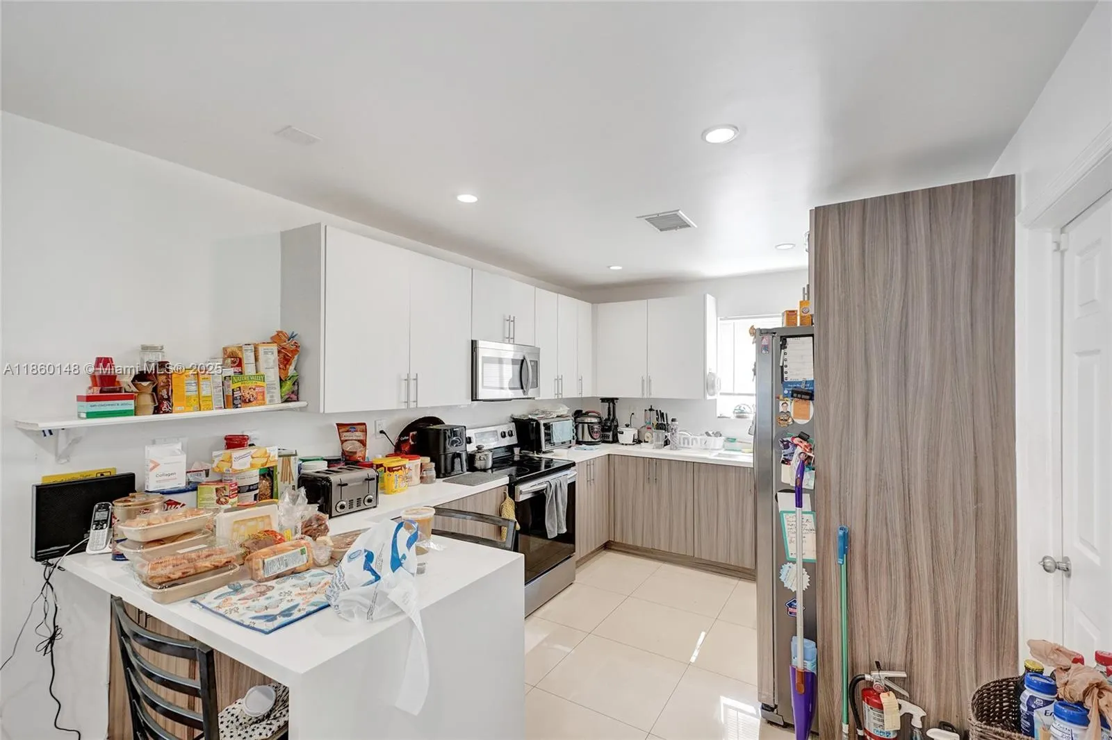 10 NW 100th St