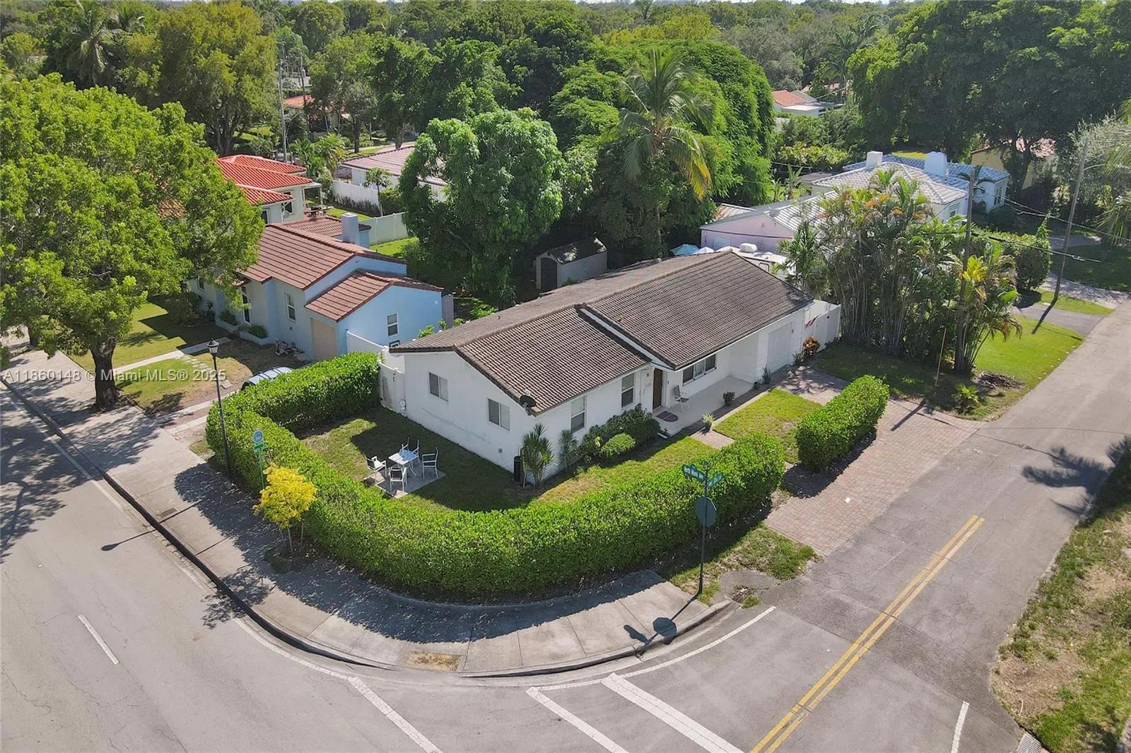 10 NW 100th St