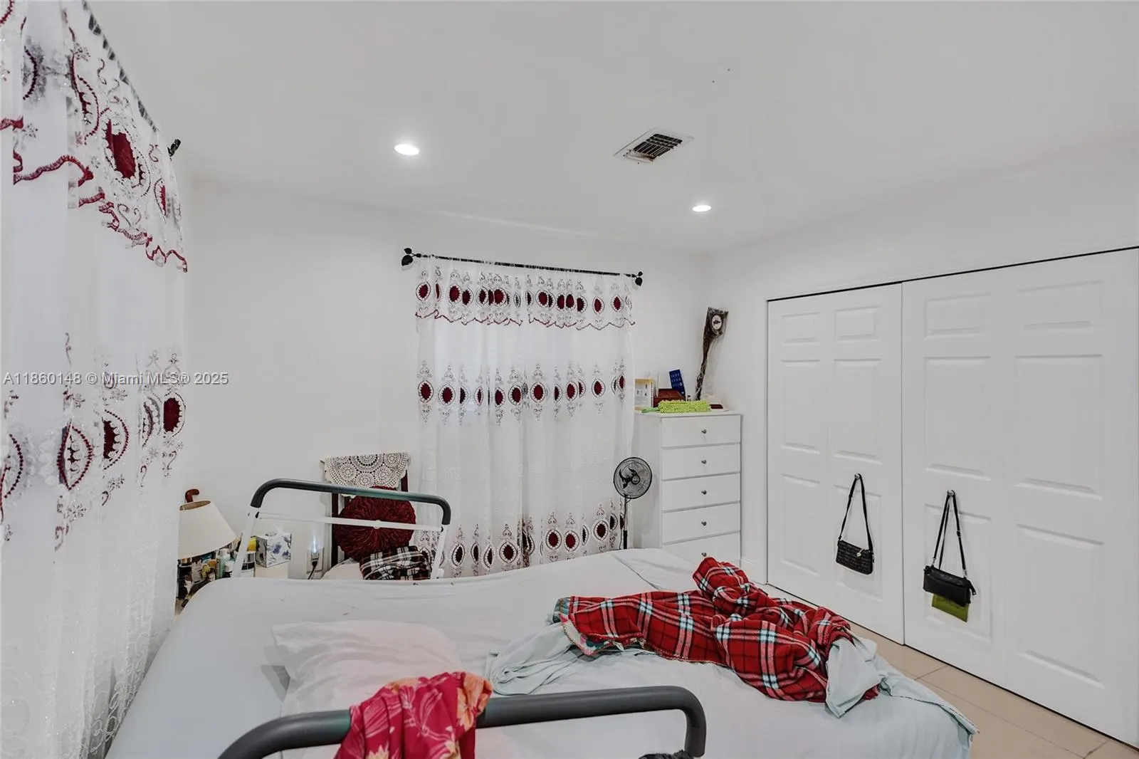 10 NW 100th St