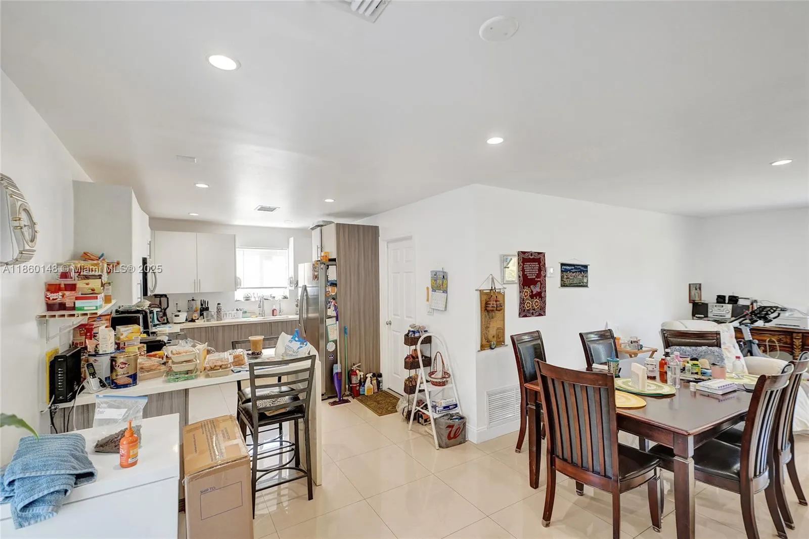 10 NW 100th St