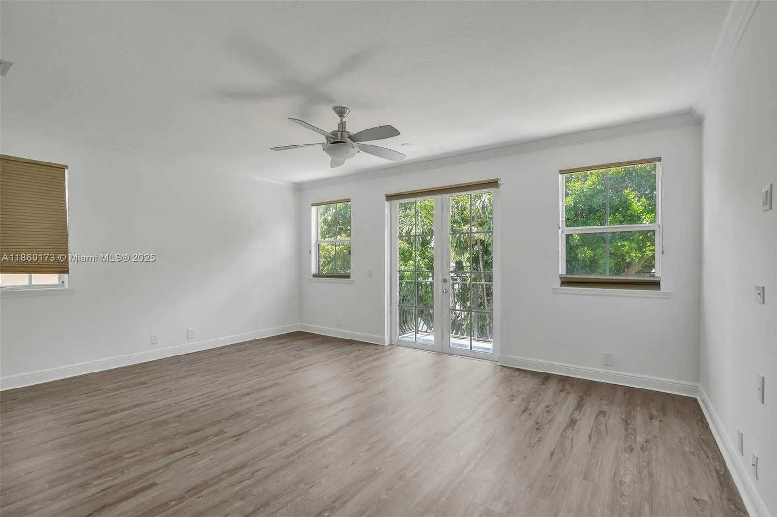 1115 NE 14th Ave