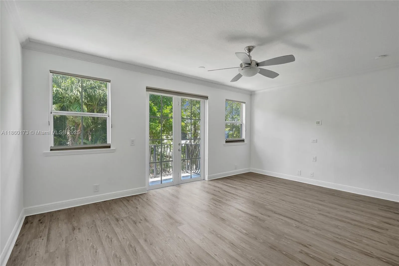 1115 NE 14th Ave