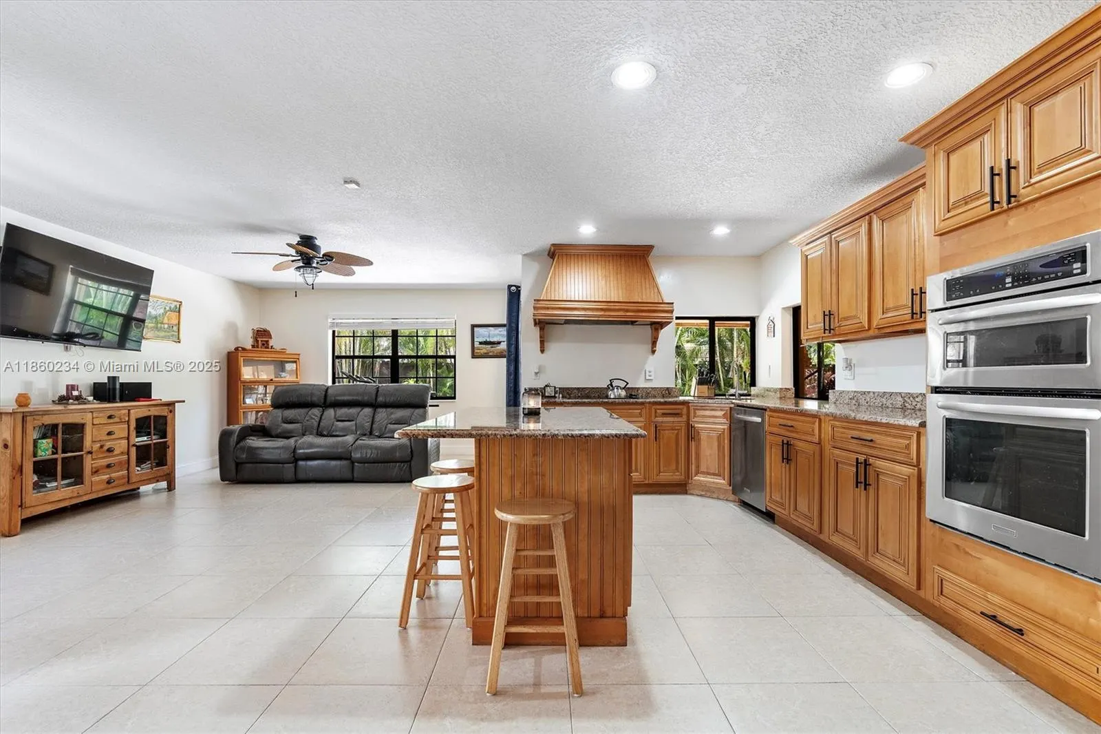 15613 SW 55th Ter