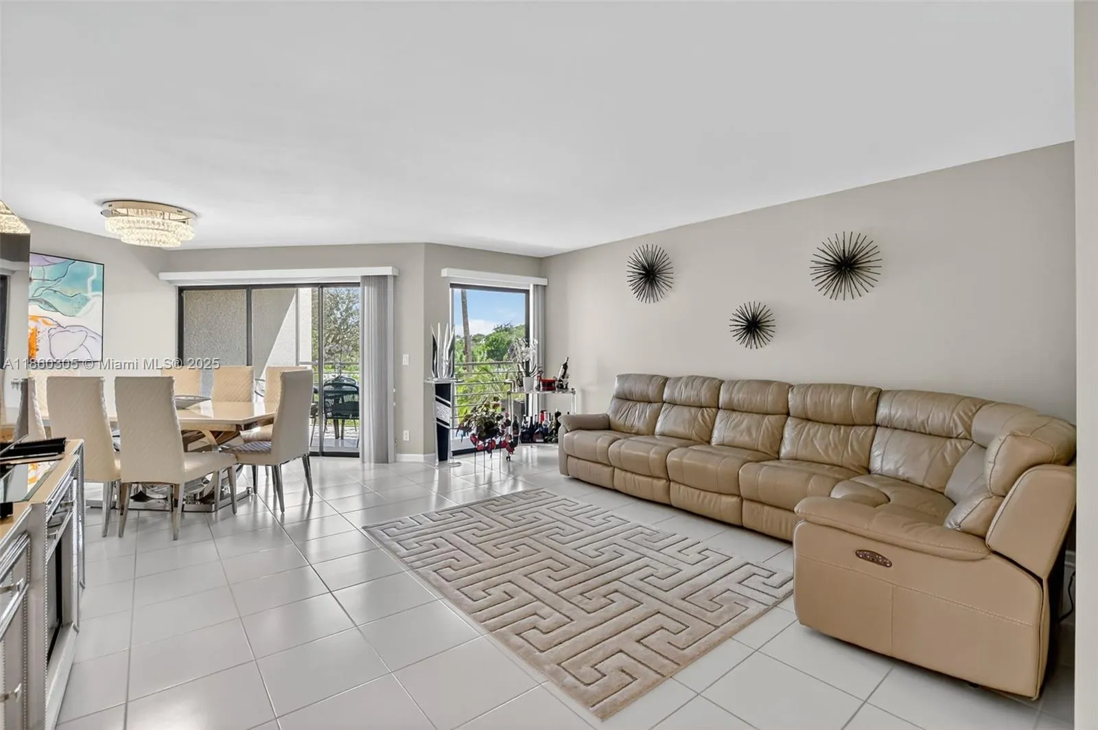 5901 Camino Del Sol, #207