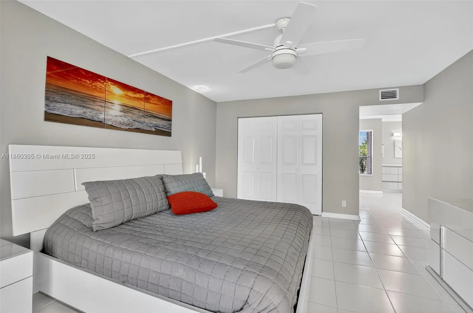 5901 Camino Del Sol, #207