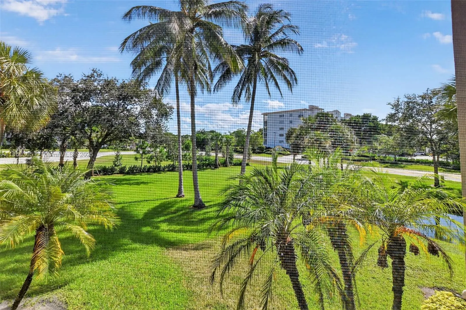 5901 Camino Del Sol, #207