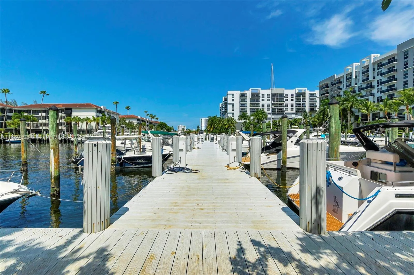 3200 Port Royale Dr N, #1612
