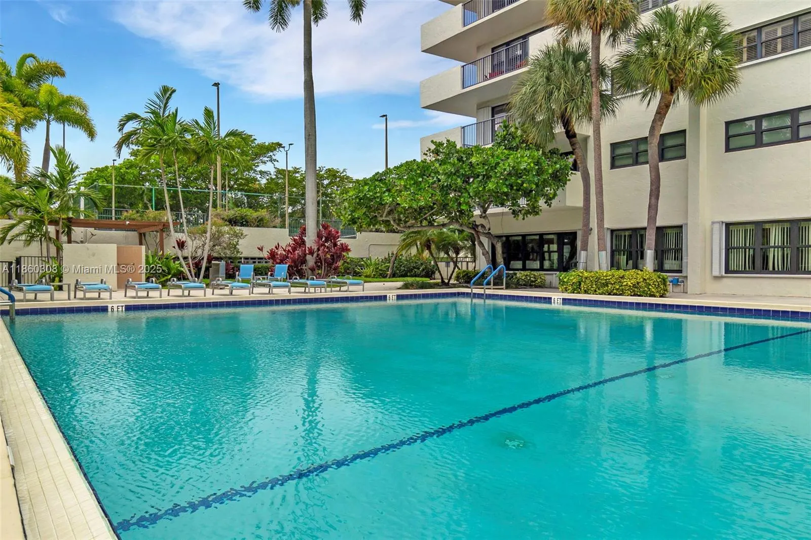 3200 Port Royale Dr N, #1612