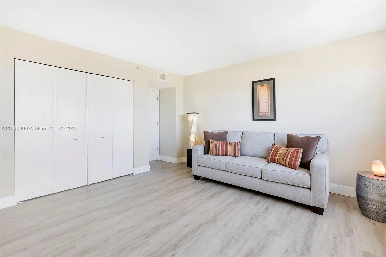 3200 N Port Royale Dr N, #1612
