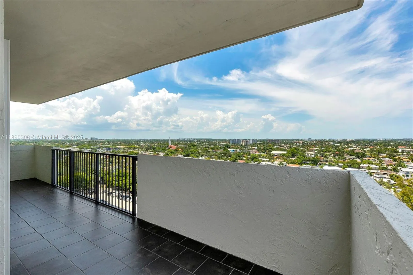 3200 N Port Royale Dr N, #1612