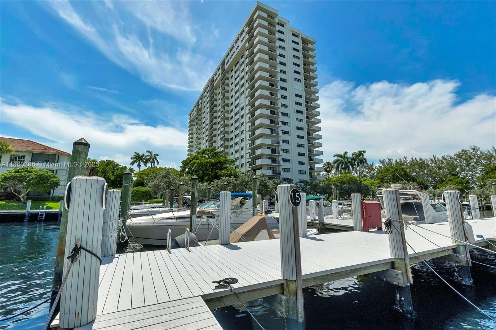 3200 N Port Royale Dr N, #1612