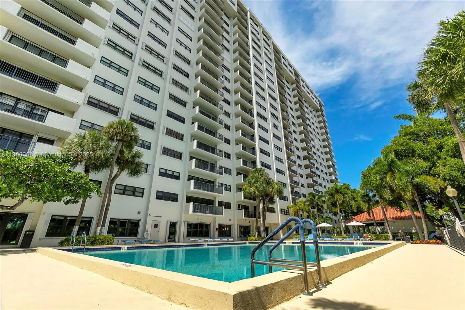 3200 N Port Royale Dr N, #1612