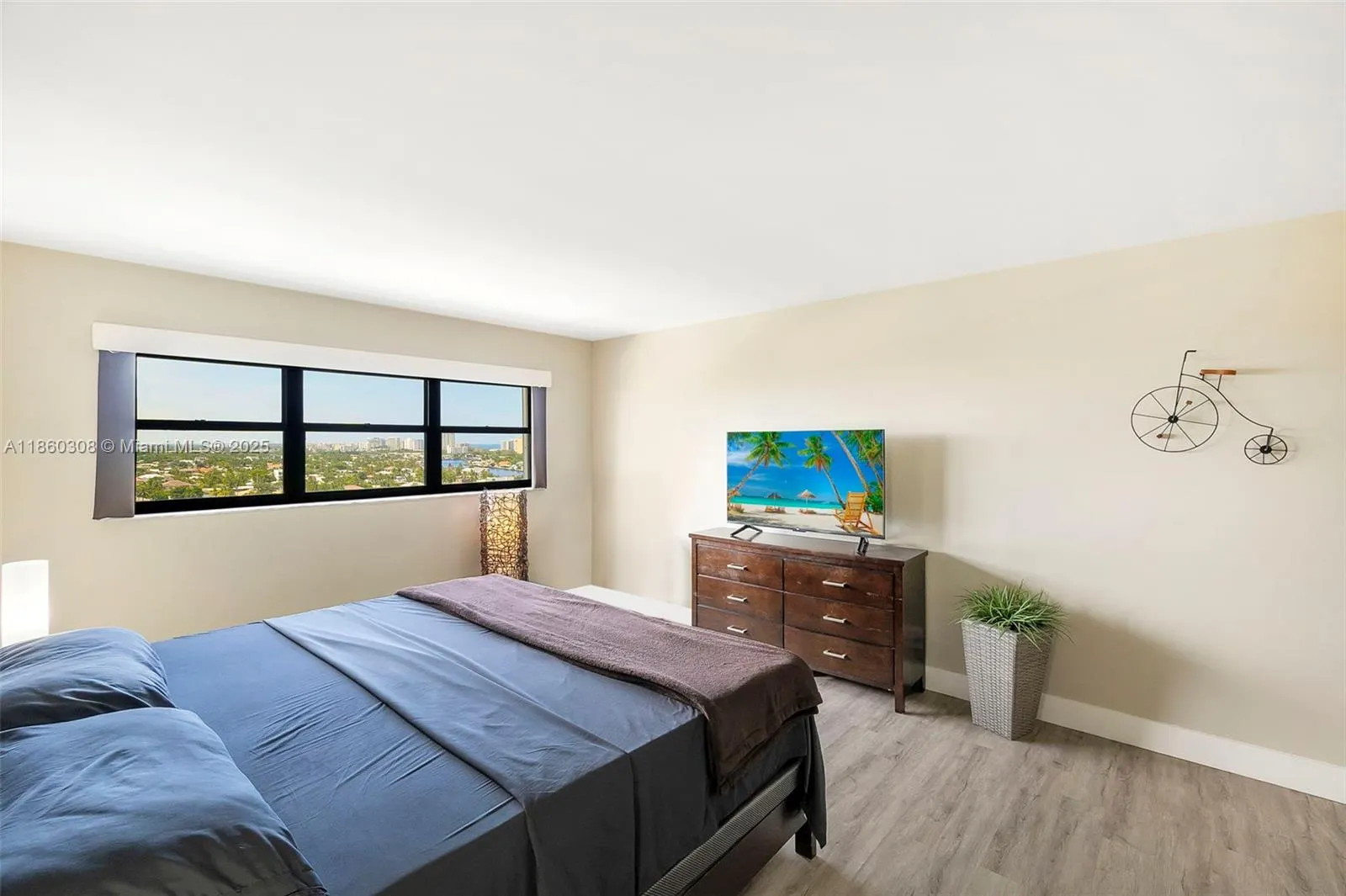 3200 N Port Royale Dr N, #1612