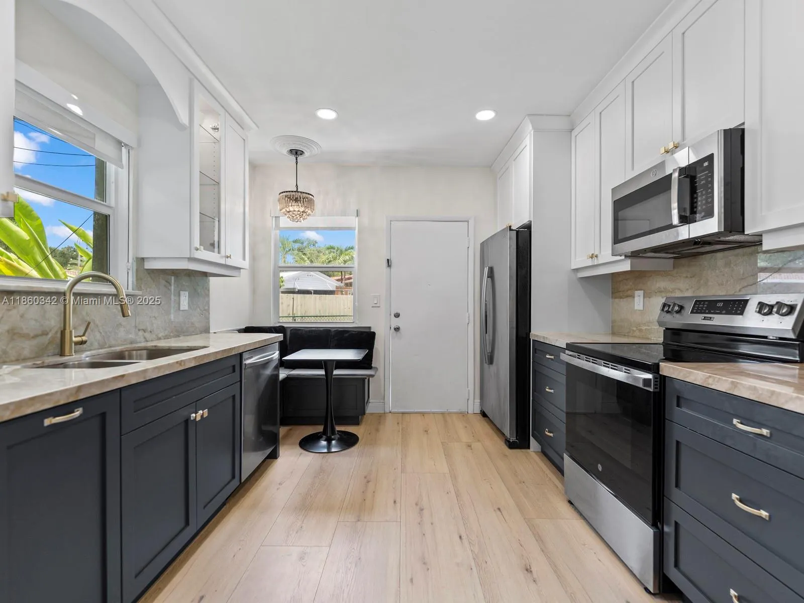 201 Flagler Dr