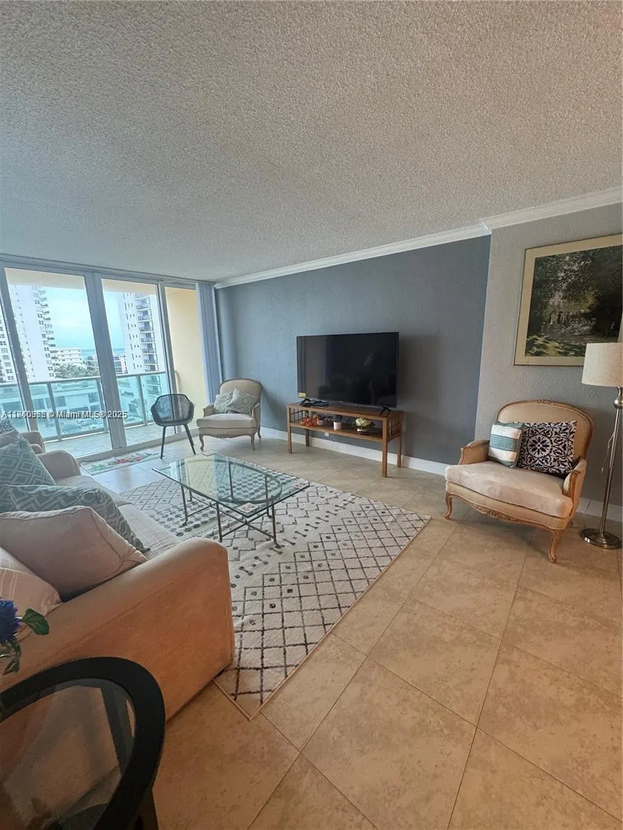 2501 S Ocean Dr, #838