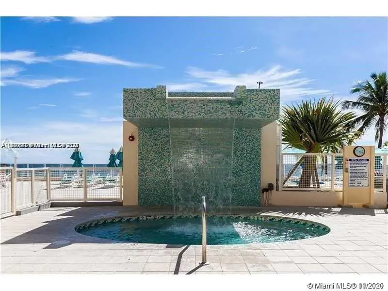 2501 S Ocean Dr, #838
