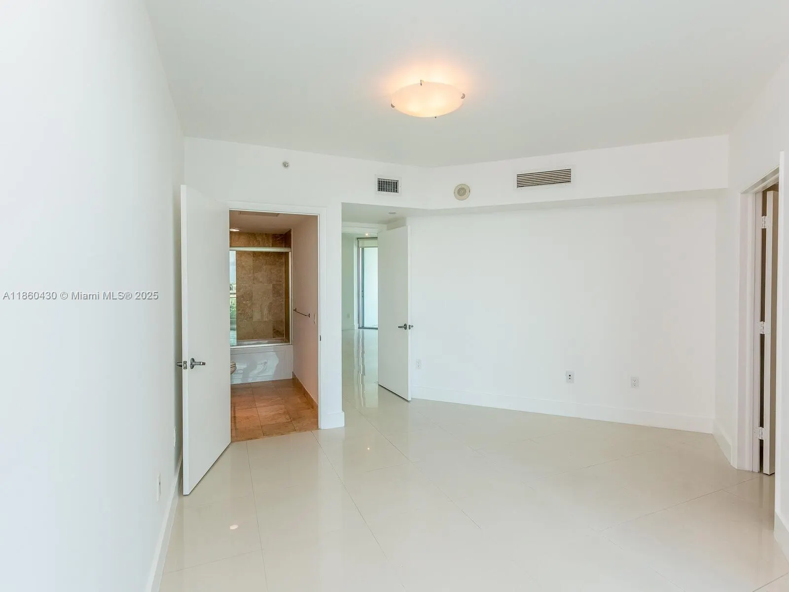 350 S MIAMI AVE, #2214