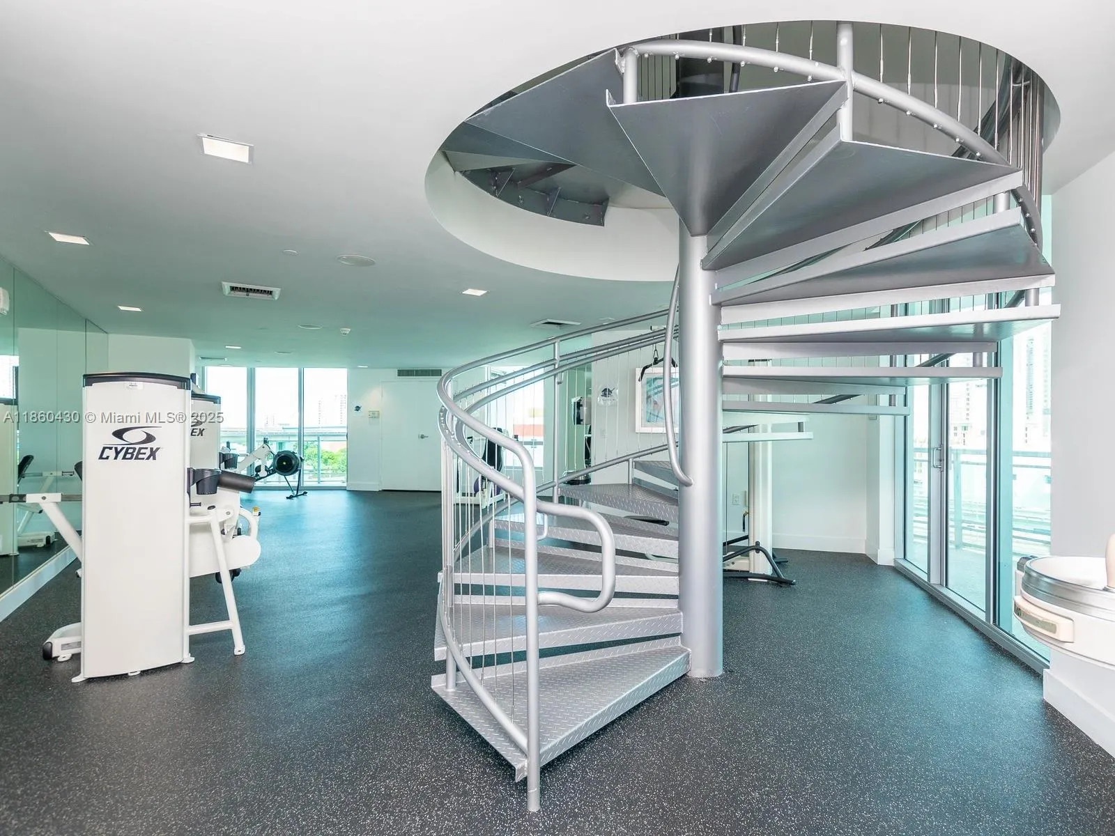 350 S MIAMI AVE, #2214
