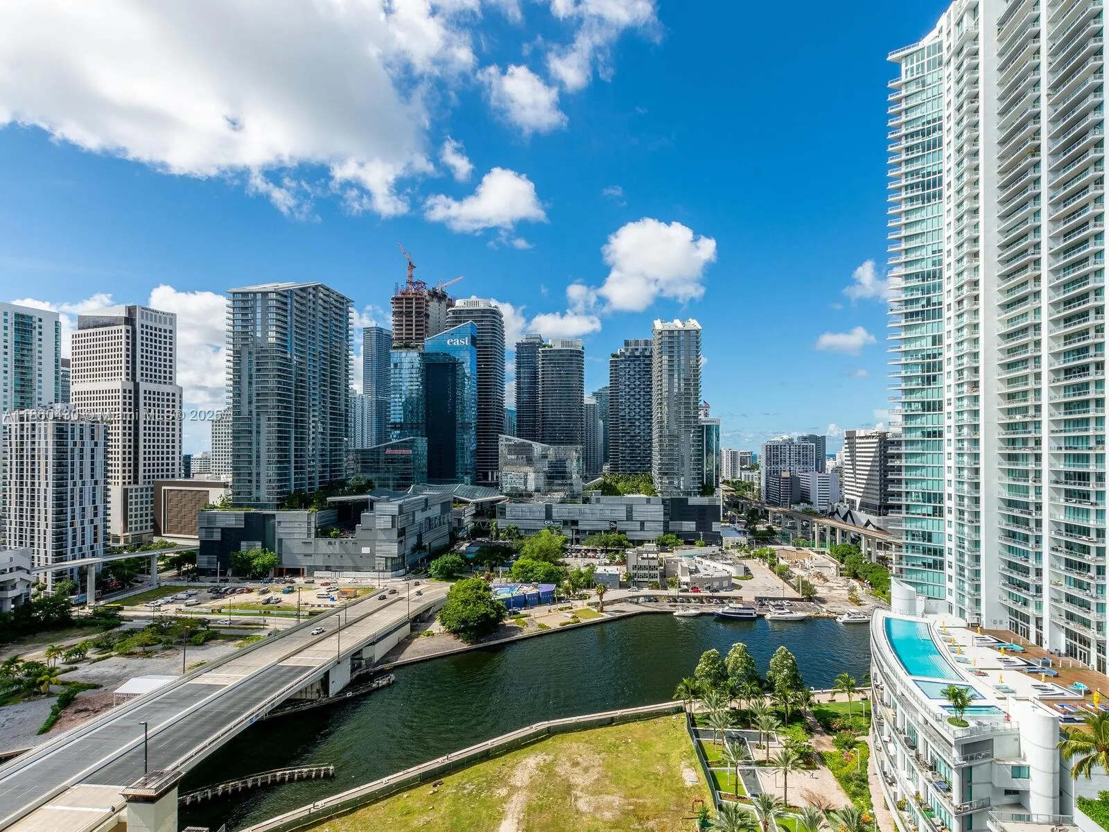 350 S MIAMI AVE, #2214