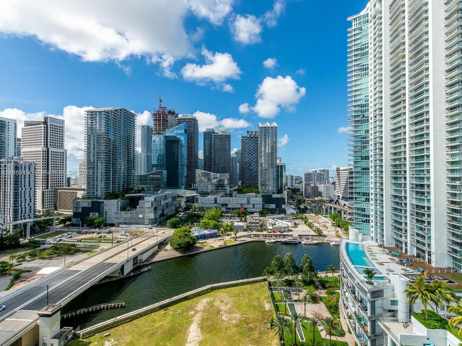 350 S MIAMI AVE, #2214
