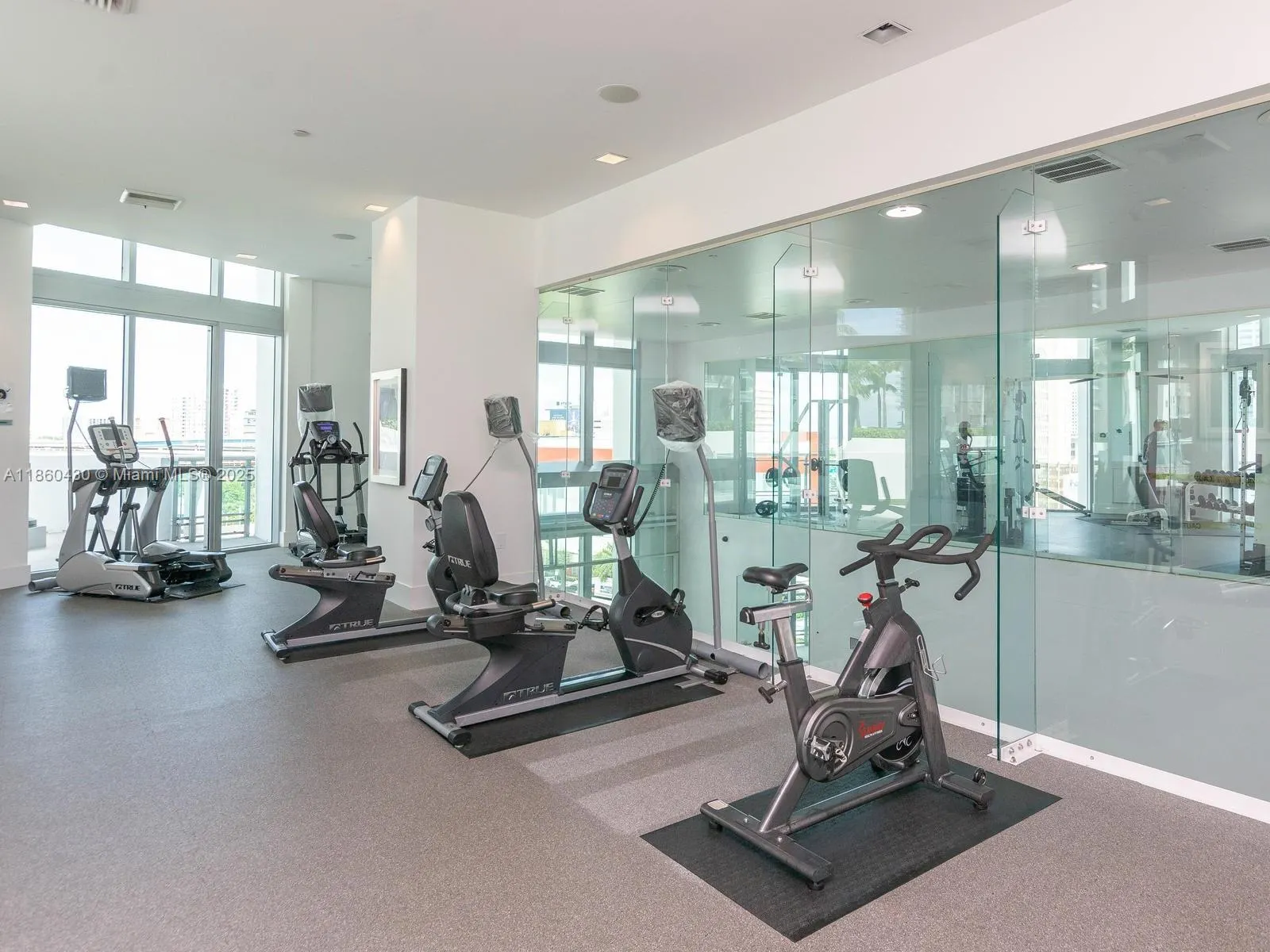 350 S MIAMI AVE, #2214