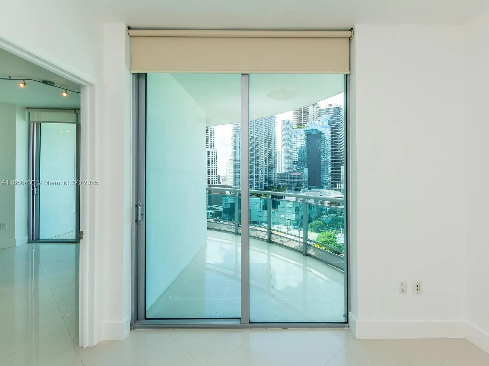 350 S MIAMI AVE, #2214