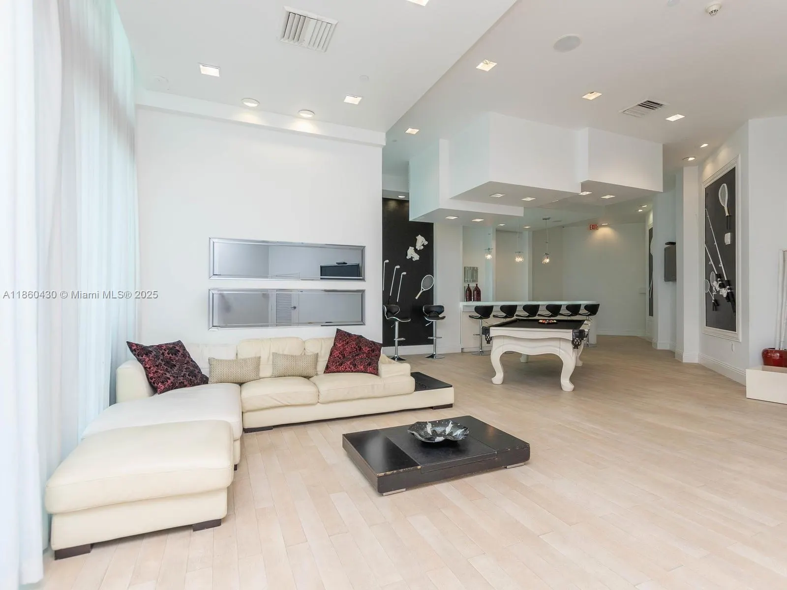 350 S MIAMI AVE, #2214