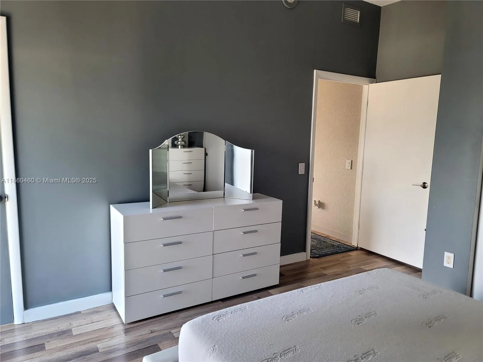 151 SE 1st St, #PH11