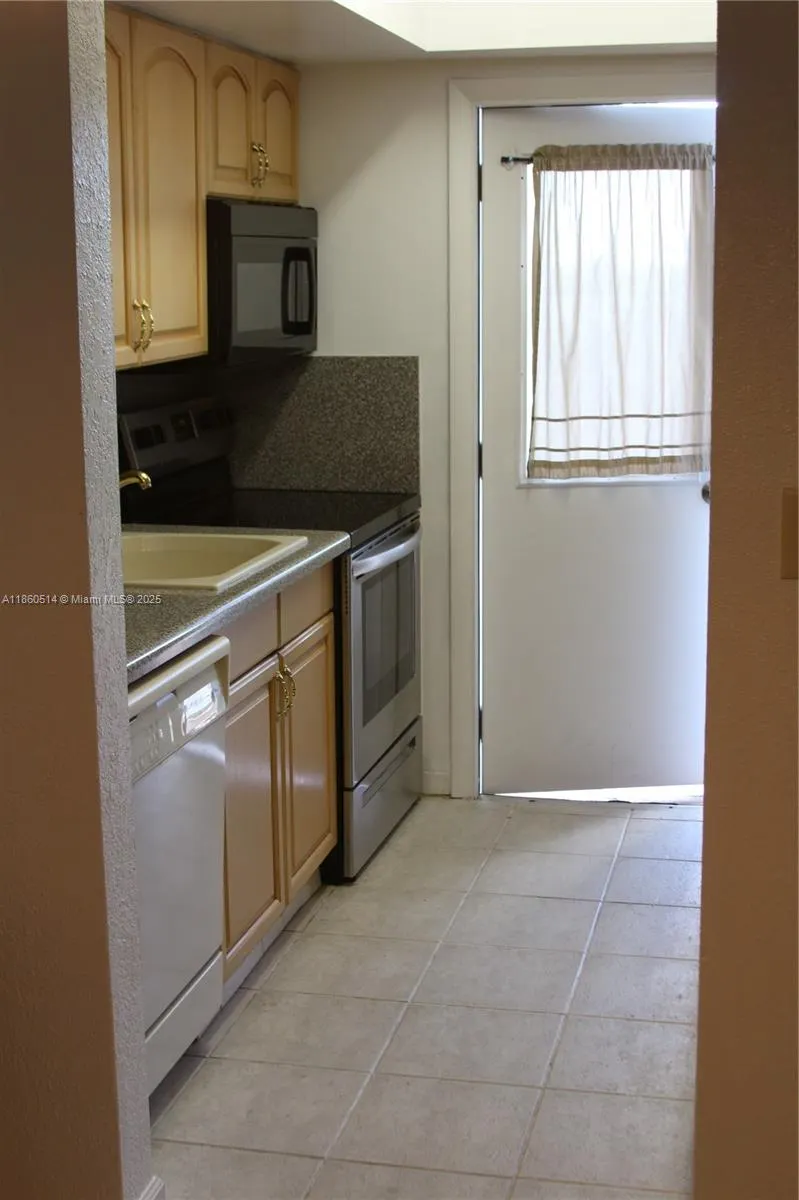1300 N Ocean Blvd, #111