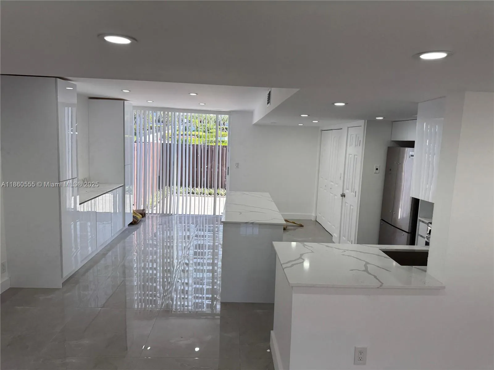 2318 NE 7th St, #34