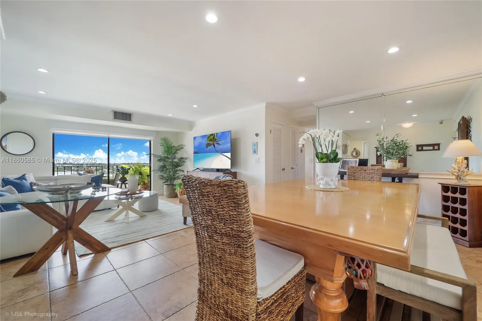 77 Crandon Blvd, #10D