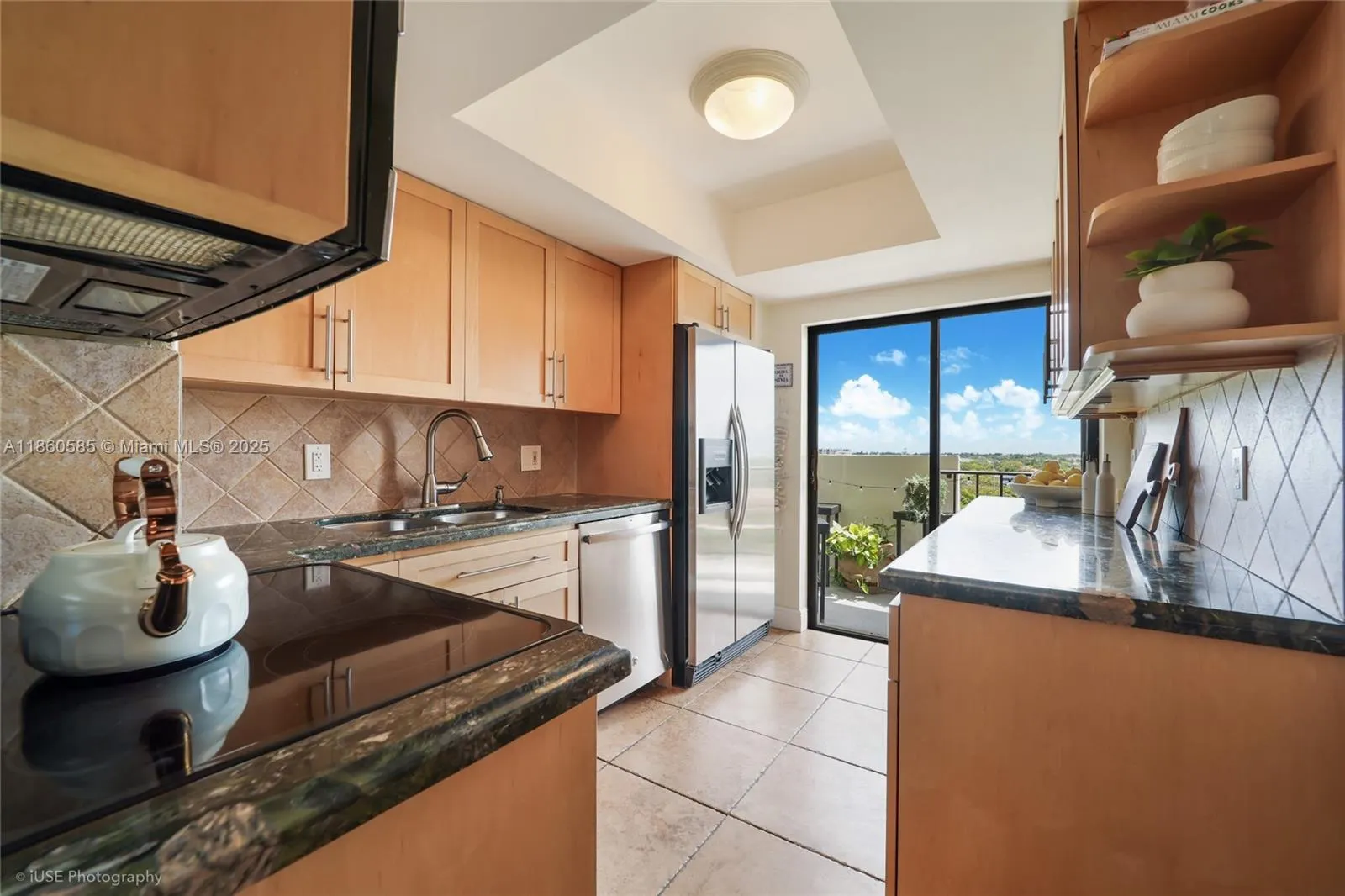 77 Crandon Blvd, #10D