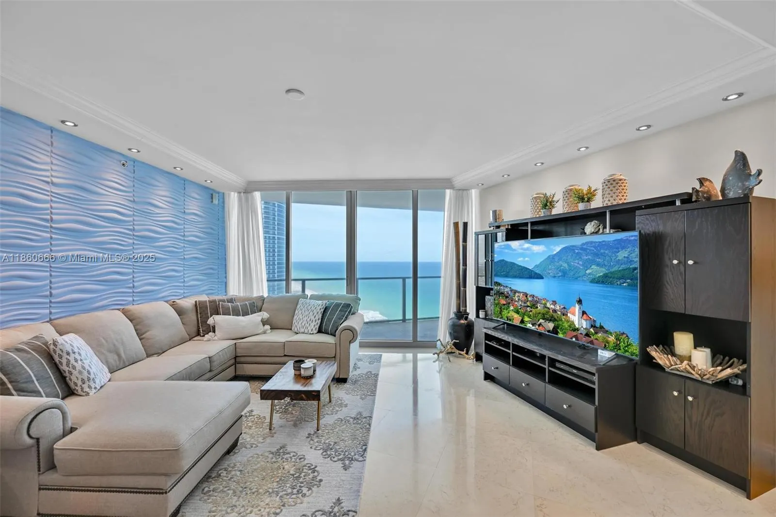 3101 S Ocean Dr, #2807