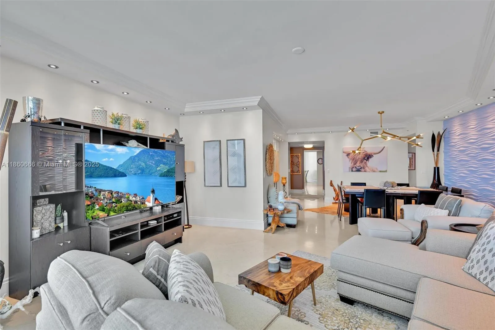 3101 S Ocean Dr, #2807
