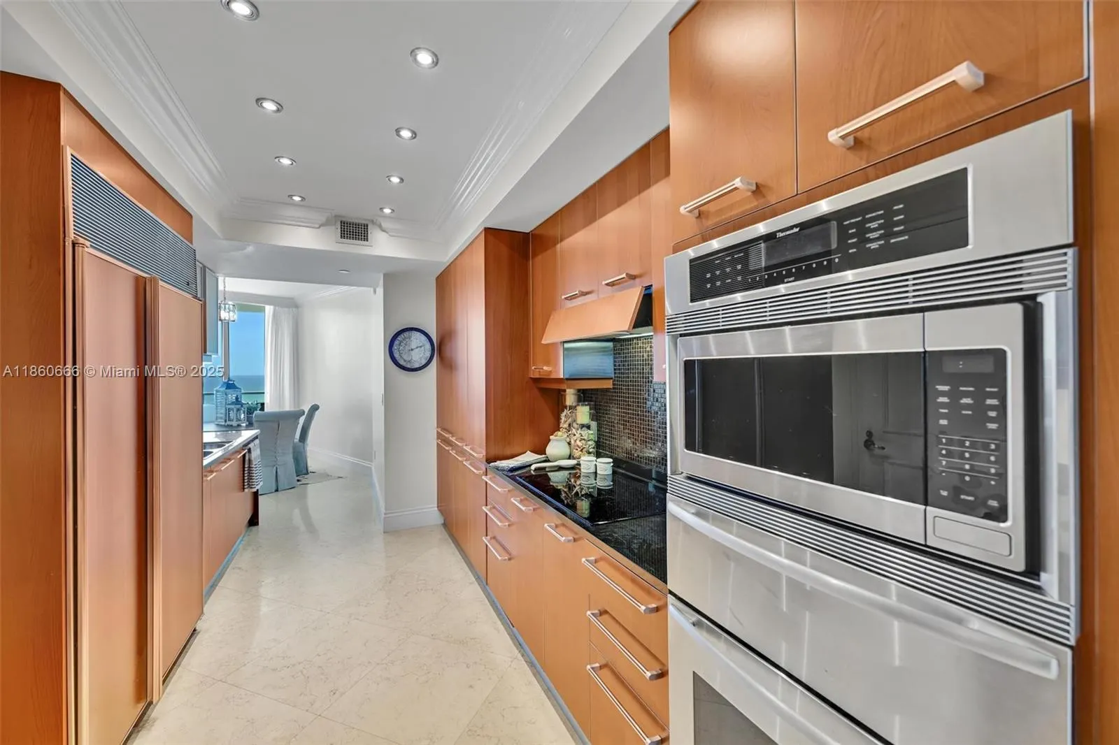 3101 S Ocean Dr, #2807