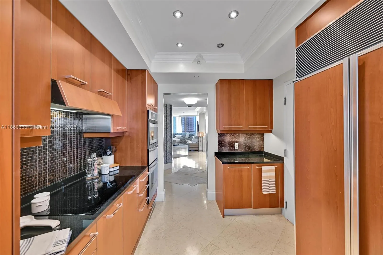 3101 S Ocean Dr, #2807