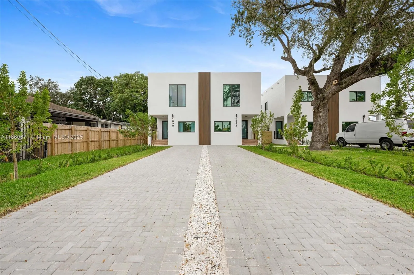 1890 NW 26th St