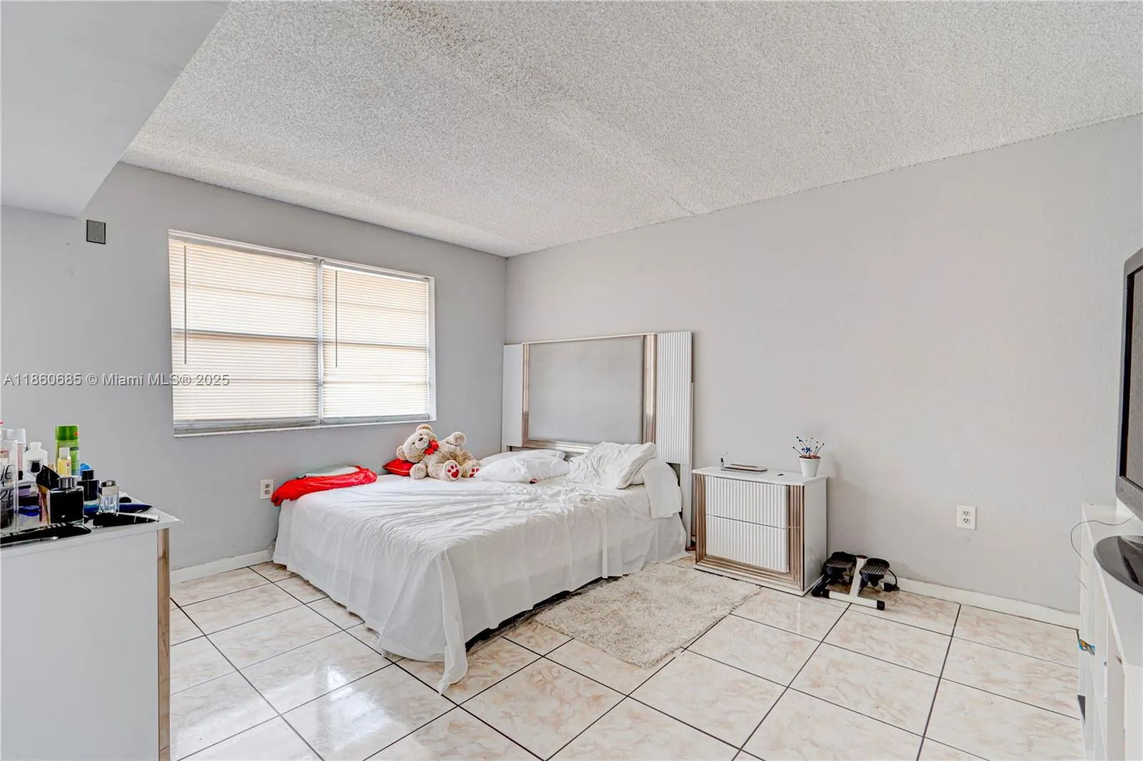 301 NW 177th St, #214