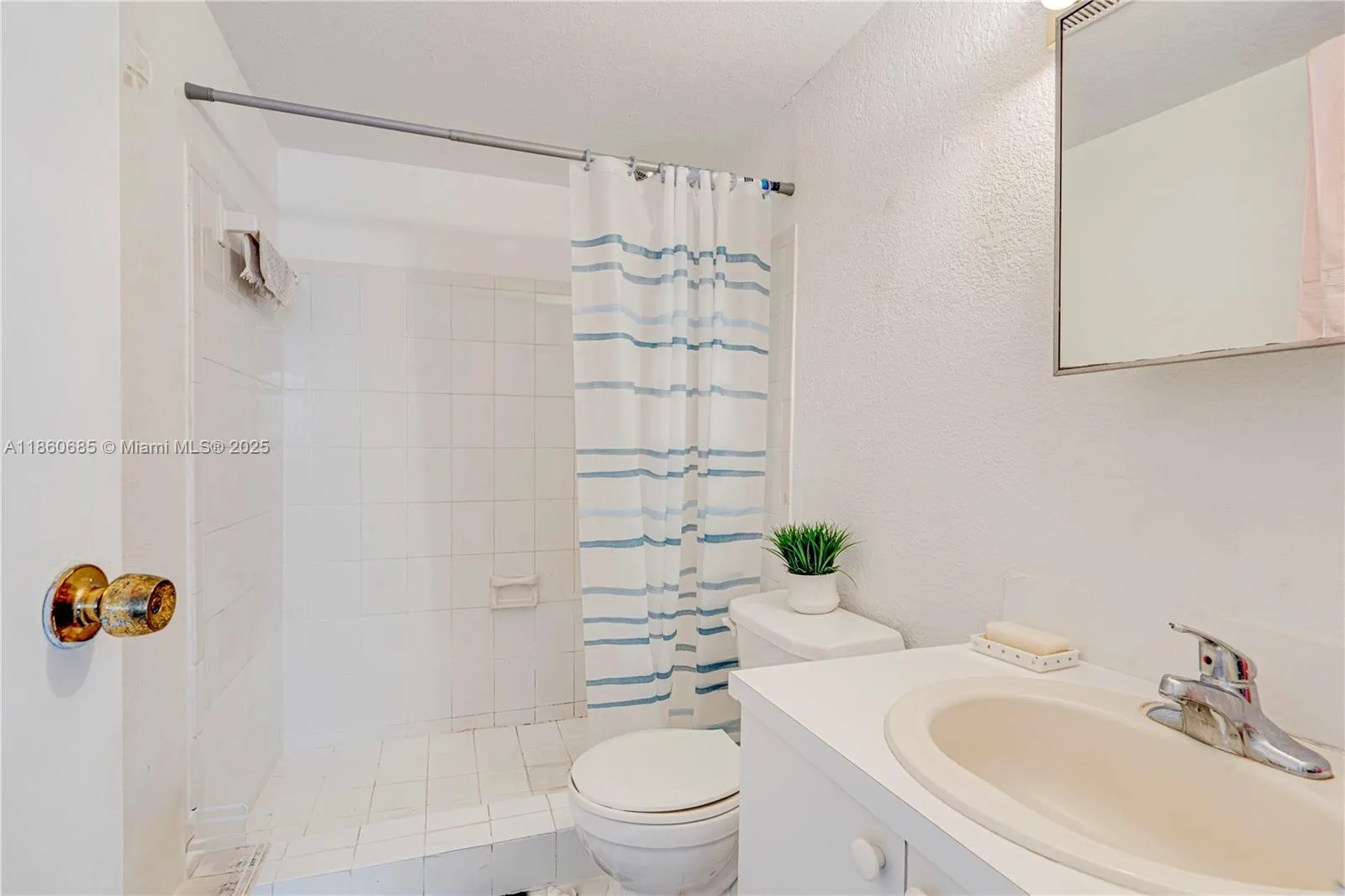 301 NW 177th St, #214