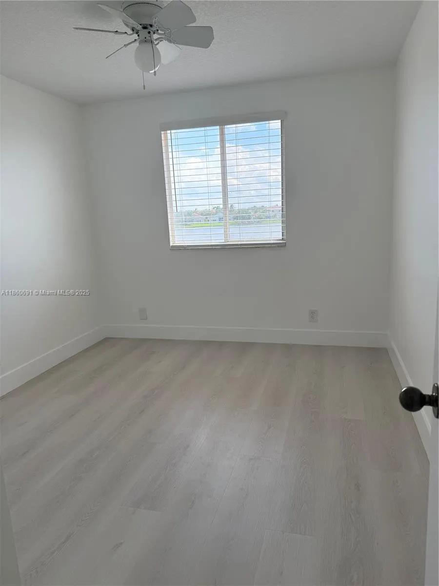 1421 Presidio Dr