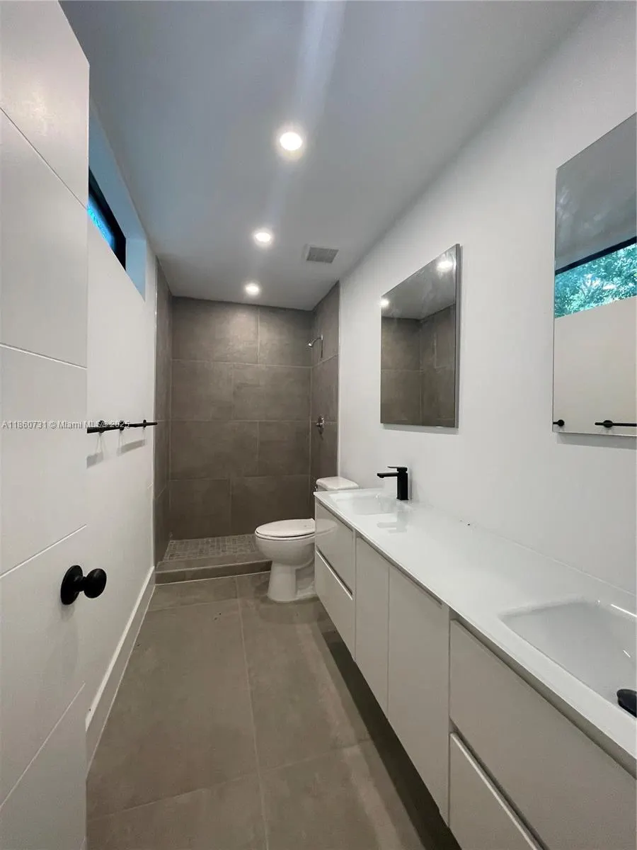 5198 NW 3rd Ave, #2