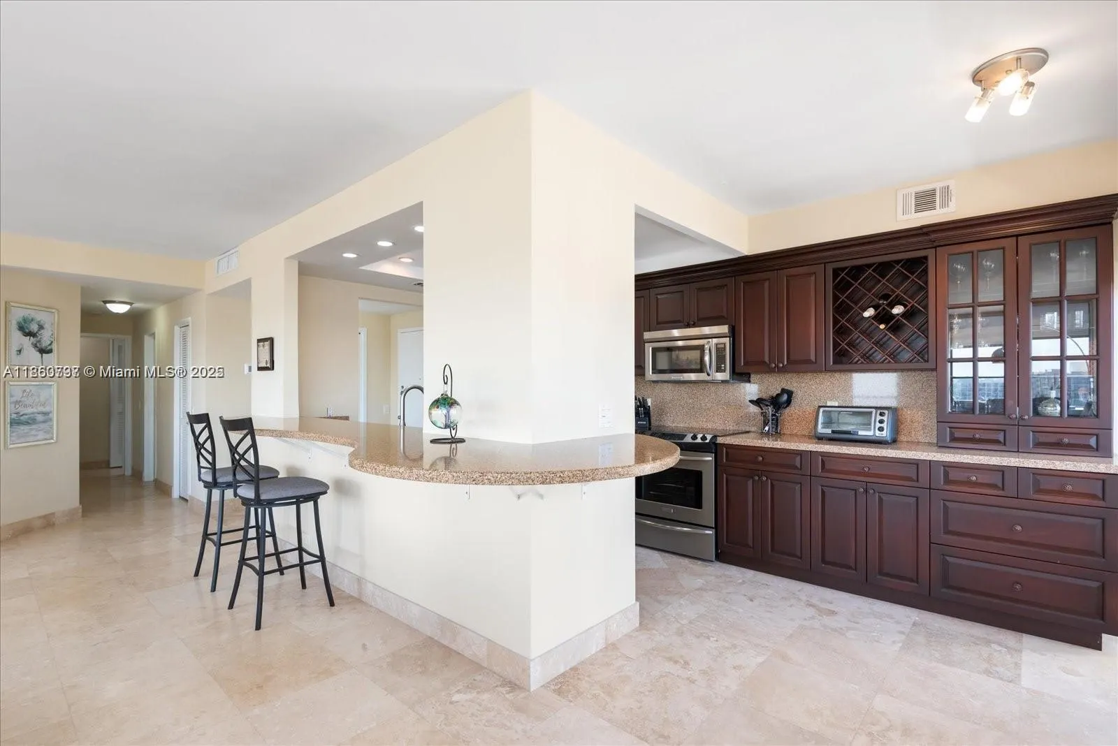 3505 S Ocean Dr, #1101