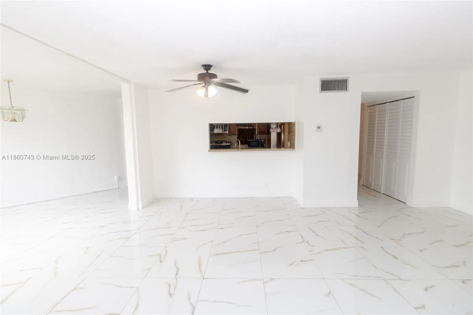 3100 N Pine Island Rd, #207