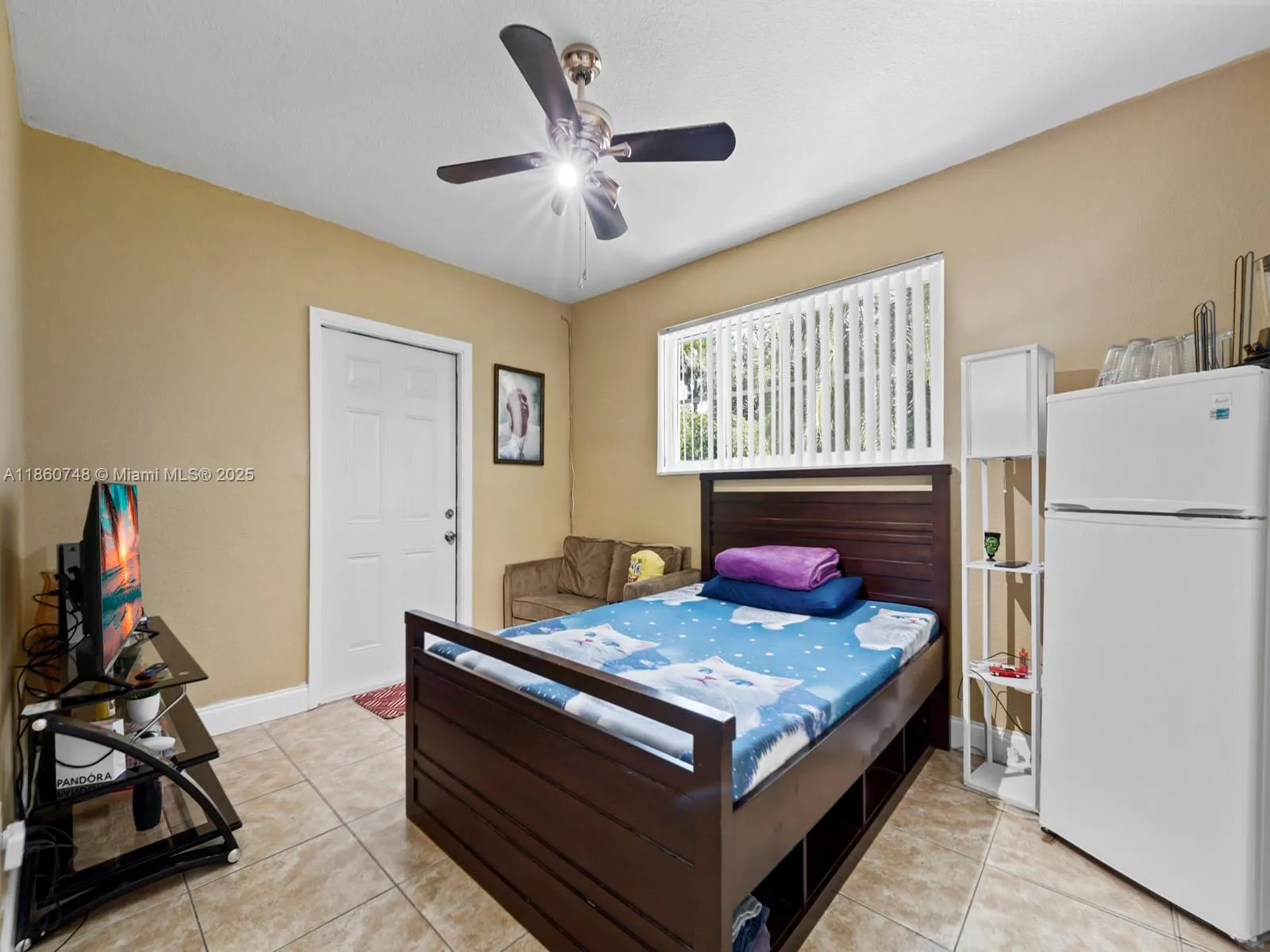 545 NW 10th St