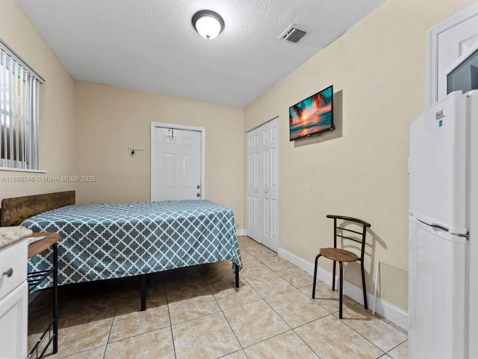 545 NW 10th St