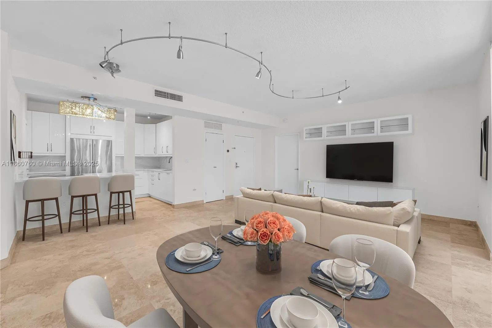 1 Century Ln, #202