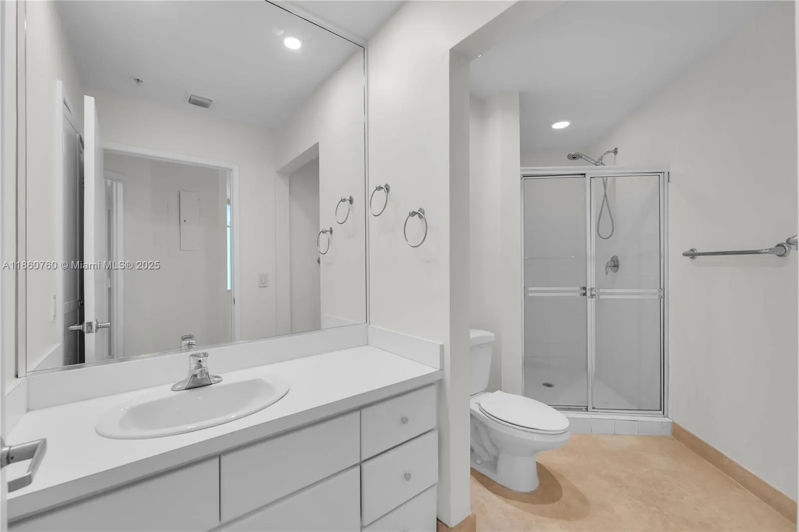 1 Century Ln, #202