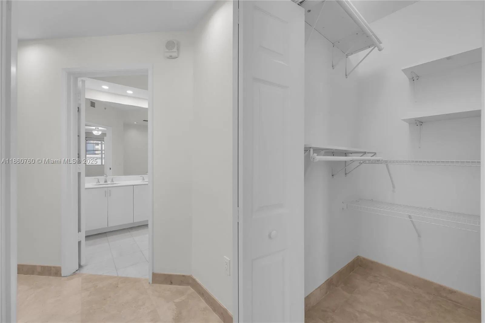 1 Century Ln, #202
