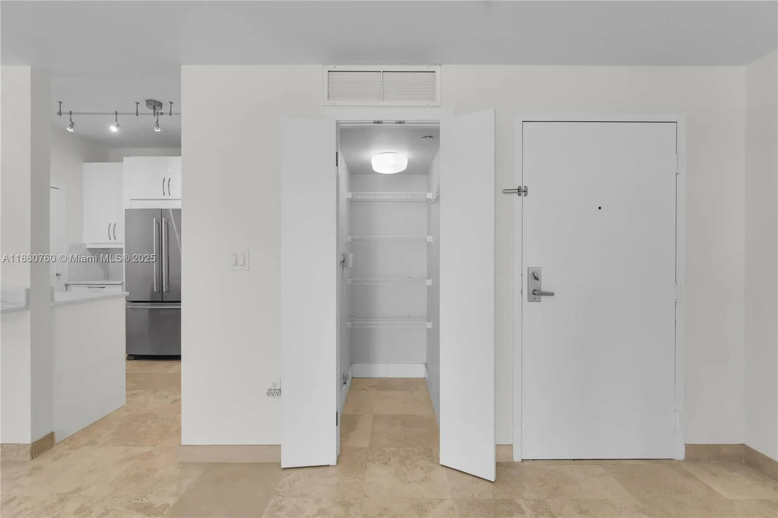 1 Century Ln, #202