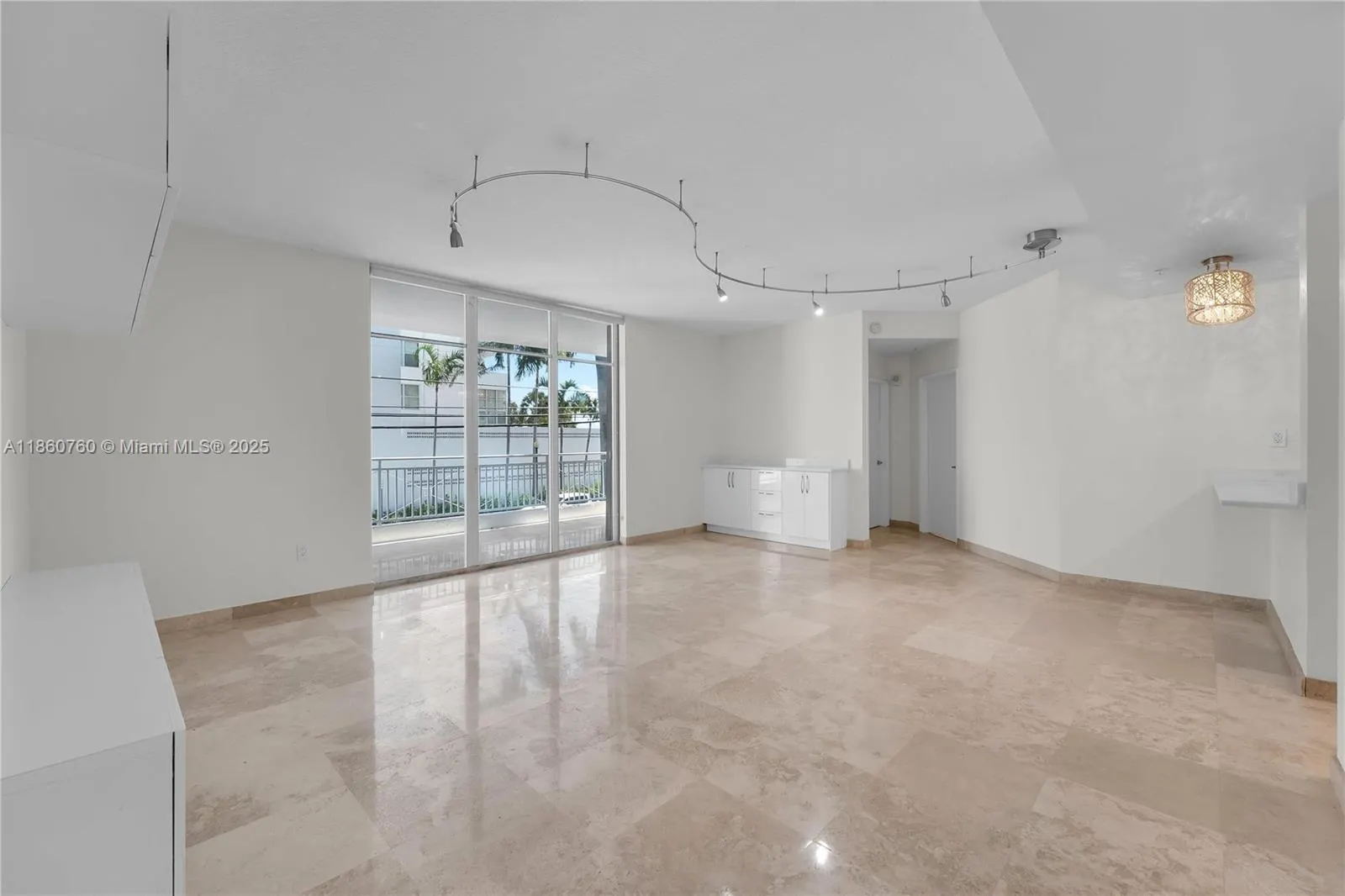 1 Century Ln, #202